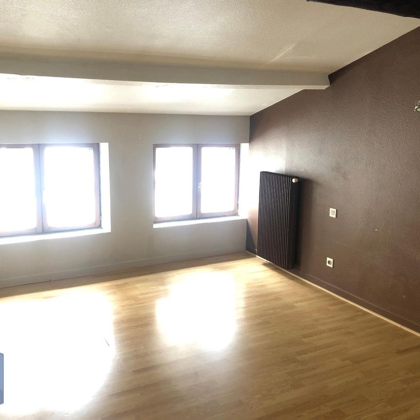 Location Appartement 4 pièces 80m² ST ETIENNE 42000 - Photo 1