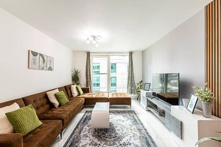 Flat 1129, 19 St George Wharf, London, London - Photo 4