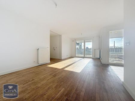 Location Appartement 3 pièces 66m² LYON 8ème - Photo 2