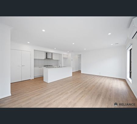 444 Mandalay Circuit, Beveridge, Vic 3753 - Photo 3