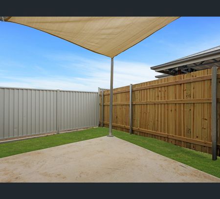 1/25 Kehlet Street, Point Vernon, Qld 4655 - Photo 4