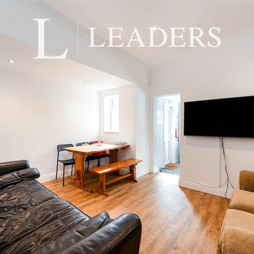 5 bedroom house to rent Fawcett Road, Southsea, PO4 - Photo 1