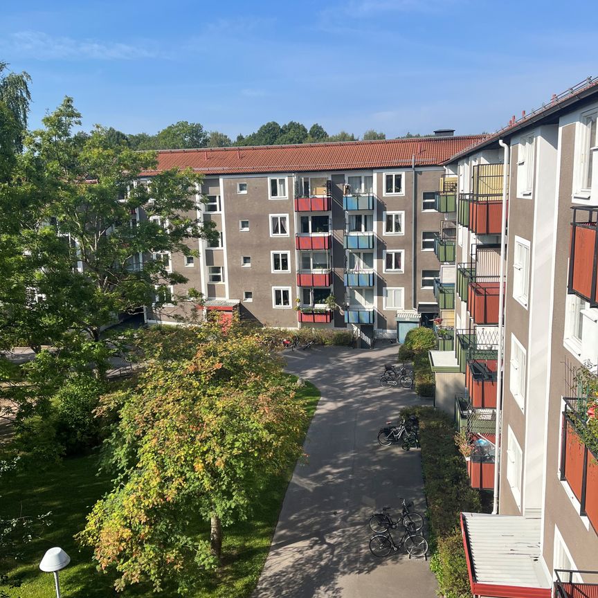 Lars Wivallius väg 115 - Foto 1