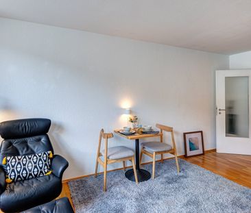 Furnished apartment in Neuhausen - Photo 1
