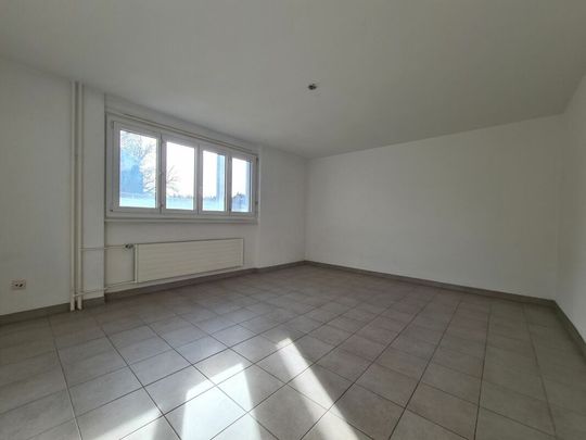 Studio on the 4th floor - Photo 1