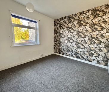 Newlands Road, Baddesley Ensor, CV9 - Photo 5
