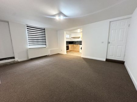 1 bedroom apartment to rent - Photo 2