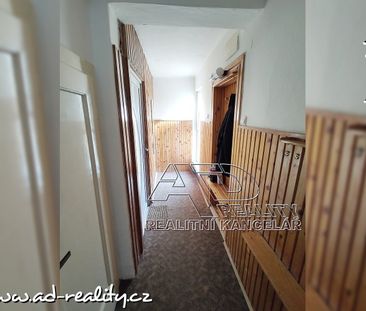 Pronájem bytu 2+1 70 m² - Fotografie 2