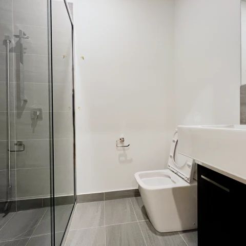 Unit 1 Room 8 - Photo 1