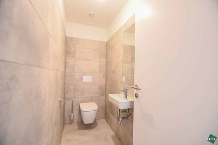 Erstbezug nach Sanierung: Charmante 2-Zimmer-Dachgeschoßwohnung mit Top-Lage - Photo 4