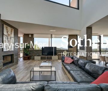 Maison • La Cadière-d'Azur - Photo 4