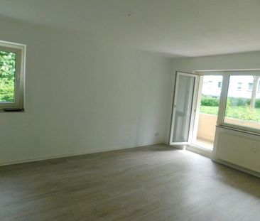 Nachmieter gesucht: 2-Zimmer-EG-Wohnung mit Balkon - Foto 1