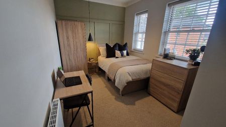 1 bedroom in a house share to rent - Photo 4