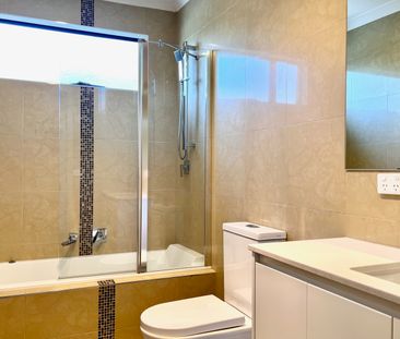 2/18 Lorne Parade, Mont Albert VIC 3127 - Townhouse For Rent | Domain - Photo 4