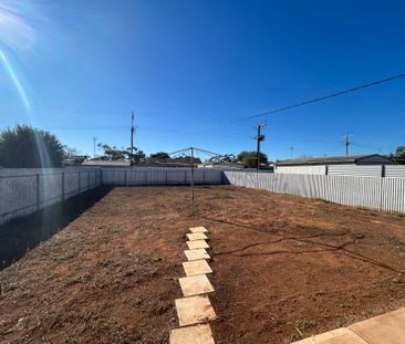 16 Brook Street, Whyalla Stuart - Photo 2