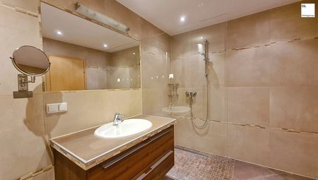 Charmante 3 Zimmer Dachgeschoss Wohnung in Eugendorf zu mieten! - Photo 4