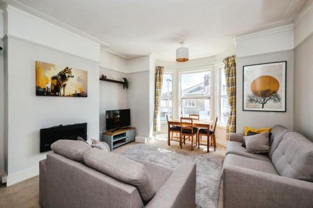 Beresford Road, Portsmouth - Photo 3