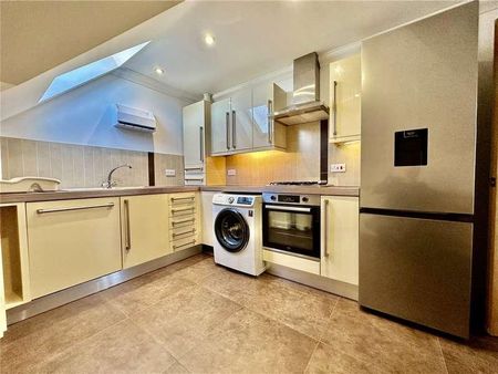 Alumhurst Road, Bournemouth, BH4 - Photo 3