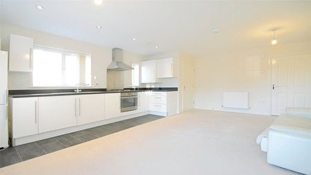 Shearwater Drive, Bracknell, RG12 - Photo 5
