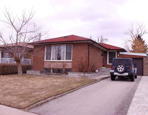 189 Park Road North - Photo 1