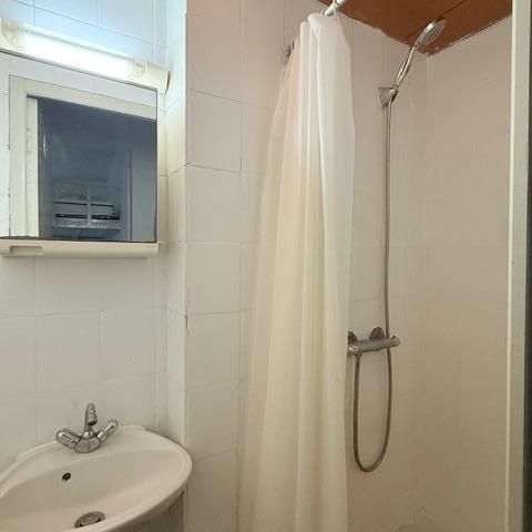 Location Appartement 1 pièce 20m² BORDEAUX 33800 - Photo 1