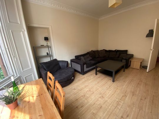 4 Bed Flat, West End Park Street, G3 - Photo 1