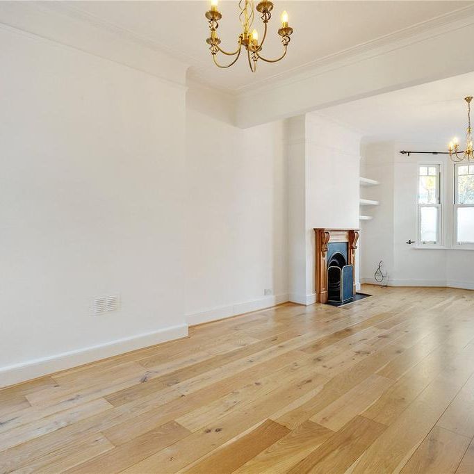 3 bedroom maisonette to rent - Photo 1