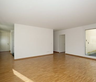 "Helle, schöne Dachwohnung mit über 100 m2" - Photo 3