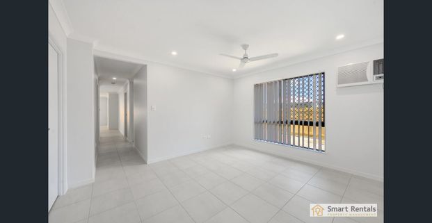 Modern 4-Bedroom Home in Kelso - Photo 1