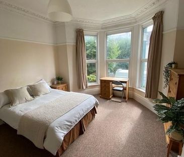 6 bedroom terraced house to rent - Photo 1