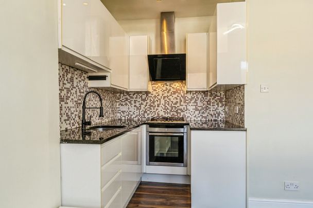 2 Bed Flat, Arnold Road, N15 - Photo 1