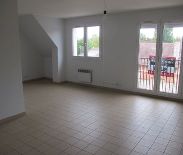 Location Appartement 3 pièces 74m² LA FERTE GAUCHER 77320 - Photo 1