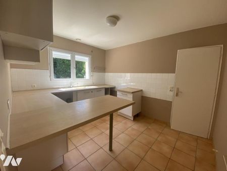 MAISON T4 - QUARTIER SURFACE 105 M² - QUARTIER CHANTILLY - Photo 3