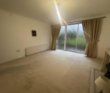 5 bedroom detached house to rent - Photo 2