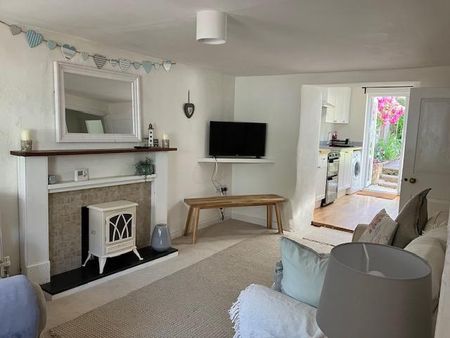 2 bedroom cottage to rent - Photo 2