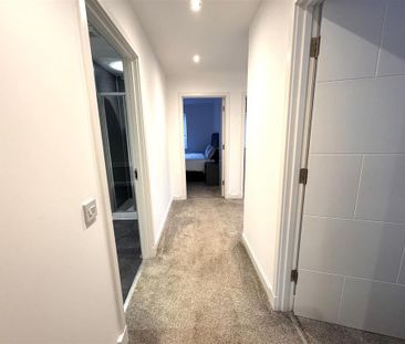 3 bedroom semi-detached bungalow to rent - Photo 2