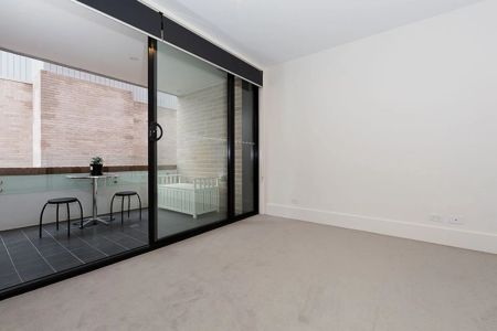 322/85 Eyre Street, Kingston. - Photo 5