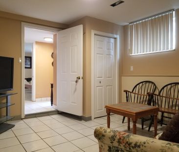 For Lease - 84 Denbigh Crescent, Toronto, Ontario - Photo 6