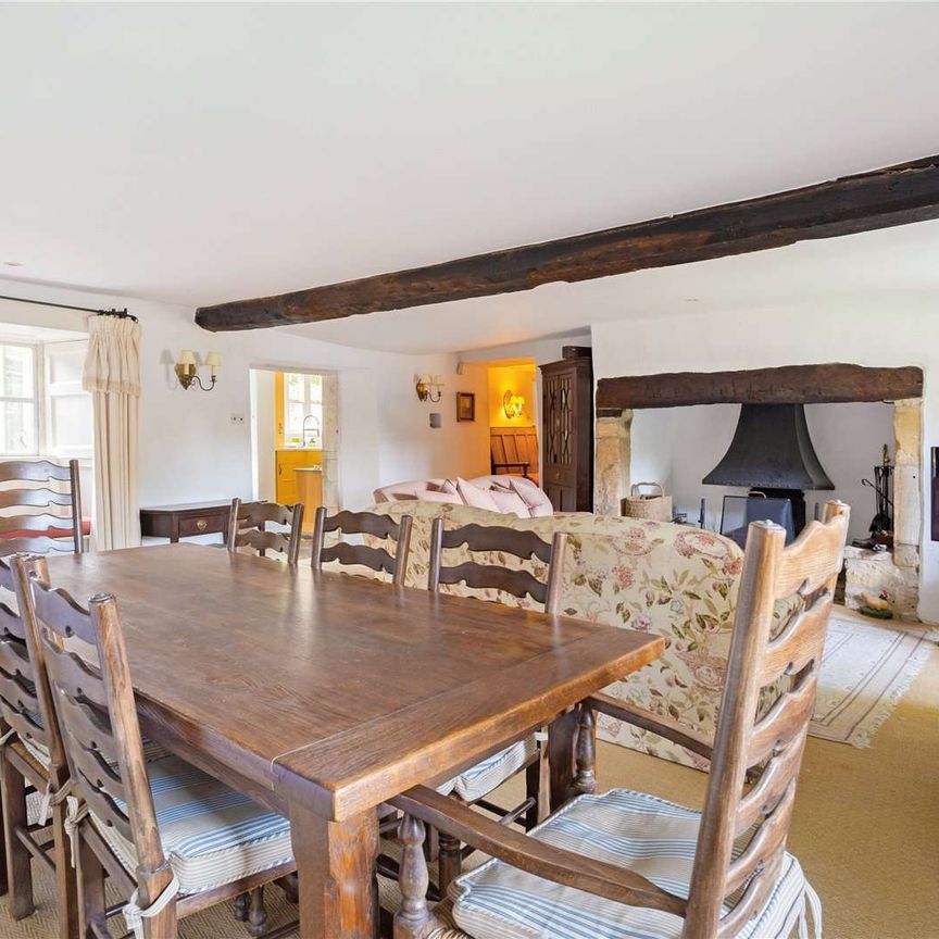 Charming three bedroom cottage - Photo 1