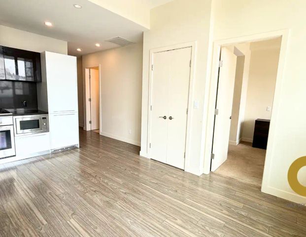 Modern & Sleek 2 Bed, 2 Bath in the Heart of Metrotown!! — 1606 - Photo 1