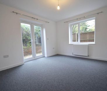2 bedroom detached house to rent - Photo 3
