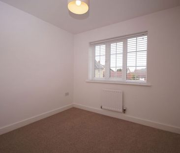 A 3 Bedroom House in Hatherley GL51 6GJ - Photo 5