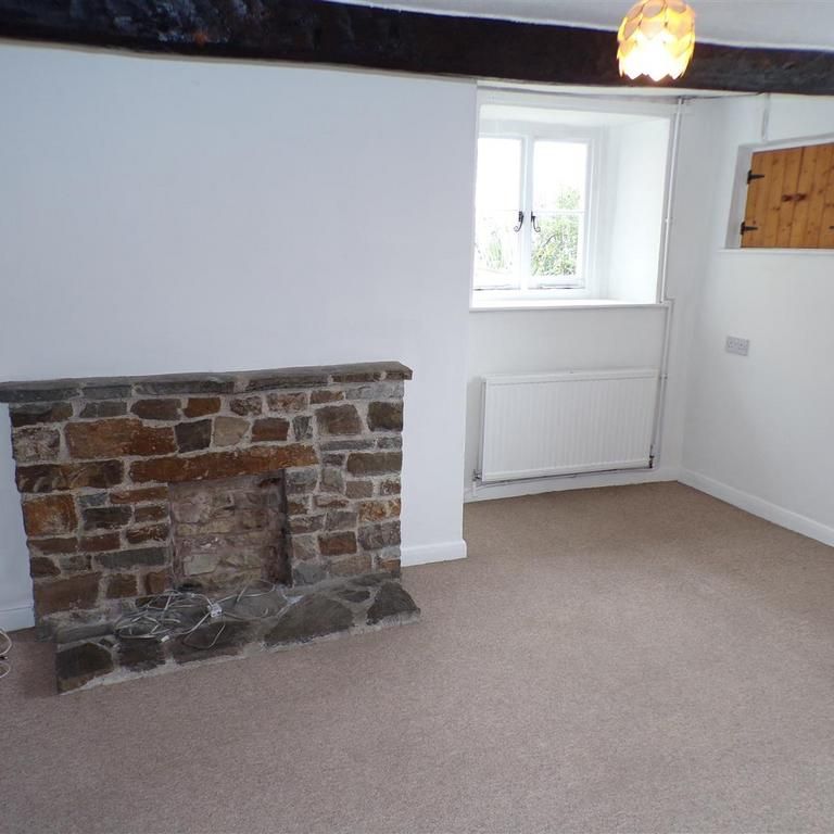 2 bedroom semi-detached house to rent - Photo 1