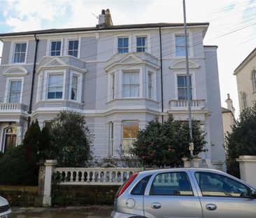 Pevensey Road St. Leonards-On-Sea, East Sussex TN38 0LE - Photo 6