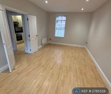 2 bedroom maisonette to rent - Photo 4