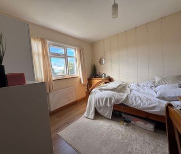 Harrington Drive, Nottingham - Photo 2