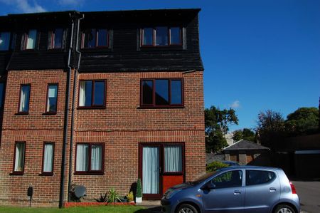 1 bedroom ground floor flat to rent - Photo 5