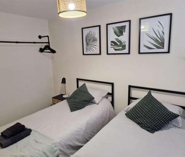 Vicarage Close, Birmingham, B42 - Photo 5