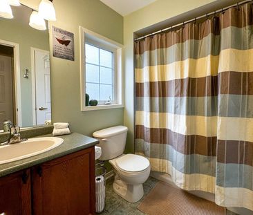 For Lease - 57 Green Briar Drive, Collingwood, Ontario - Photo 1