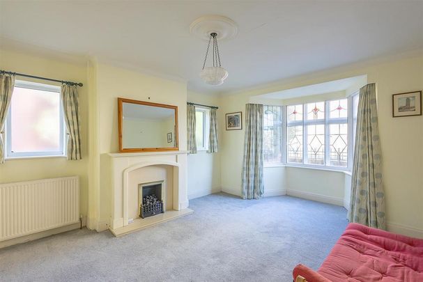 4 bedroom semi-detached house to rent - Photo 1